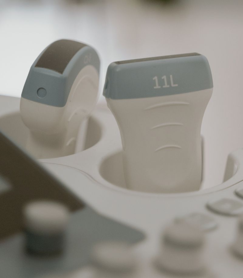 Ecografía cutánea para localizar y valorar materiales de relleno facial Ecografía cutánea para localizar y valorar materiales de relleno facial