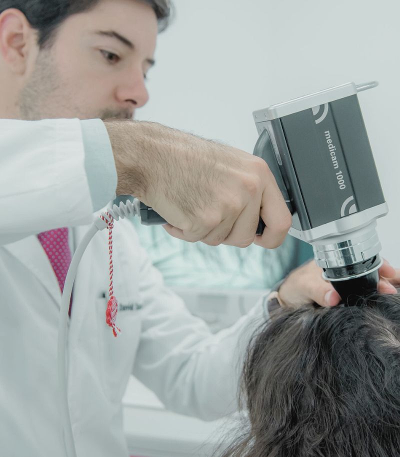 Abordaje médico del efluvio telógeno y su diferenciación clínica Abordaje médico del efluvio telógeno y su diferenciación clínica