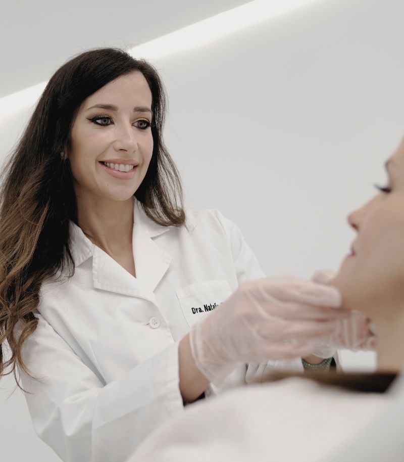 Terapias regenerativas para mejorar volumen facial y calidad de la piel simultáneamente Terapias regenerativas para mejorar volumen facial y calidad de la piel simultáneamente