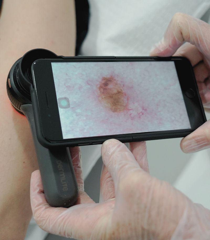 An innovative tool with multiple diagnostic applications in dermatology An innovative tool with multiple diagnostic applications in dermatology