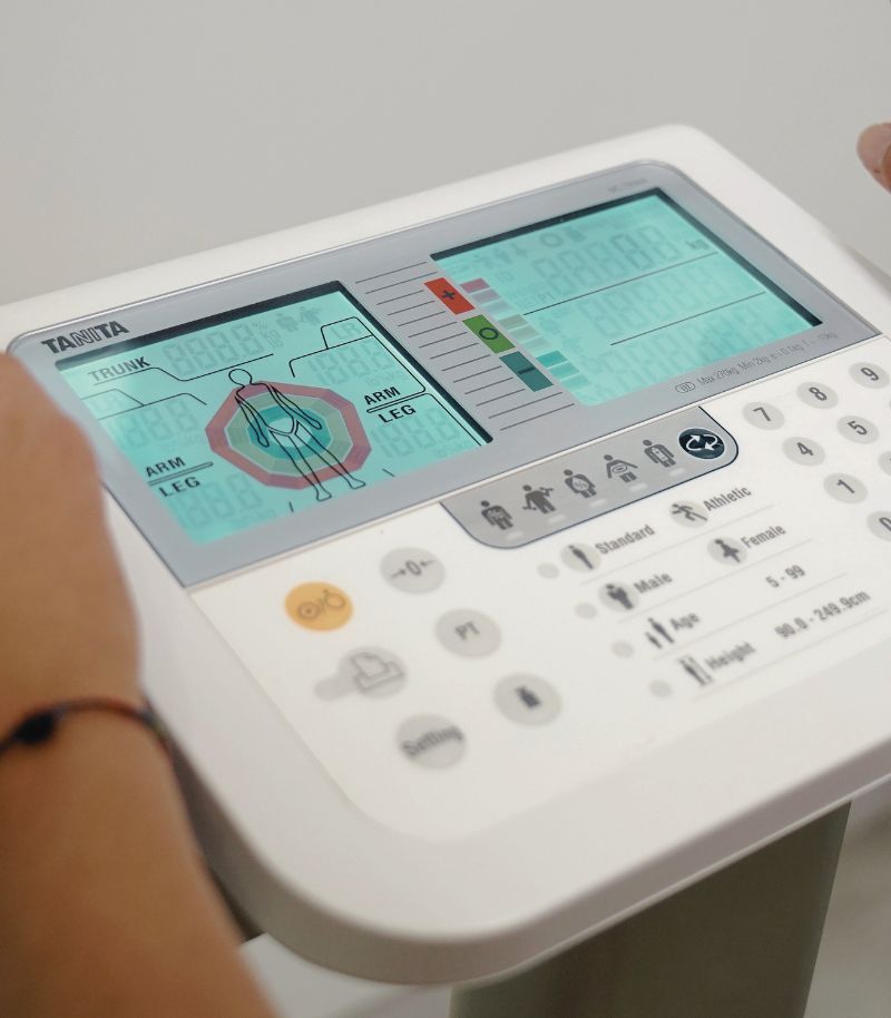 Seguimiento profesional para controlar los resultados de los tratamientos corporales Seguimiento profesional para controlar los resultados de los tratamientos corporales