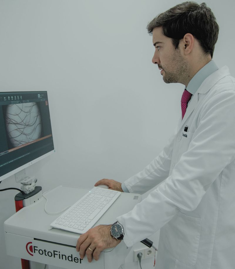 Tratamiento capilar adaptado de forma continua a cada paciente Tratamiento capilar adaptado de forma continua a cada paciente