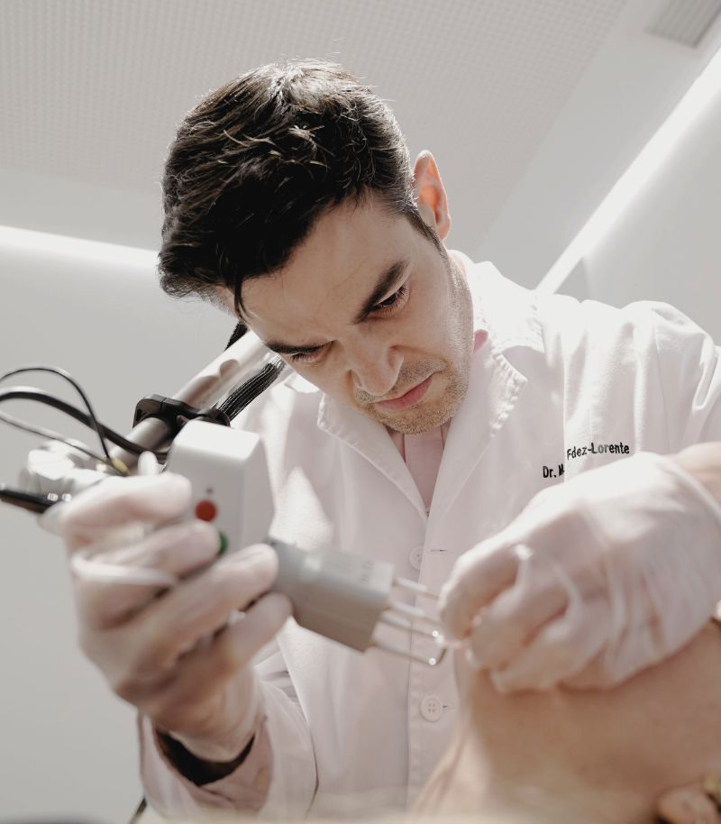 Eliminación de papada con técnicas no invasivas para redefinir el cuello Eliminación de papada con técnicas no invasivas para redefinir el cuello