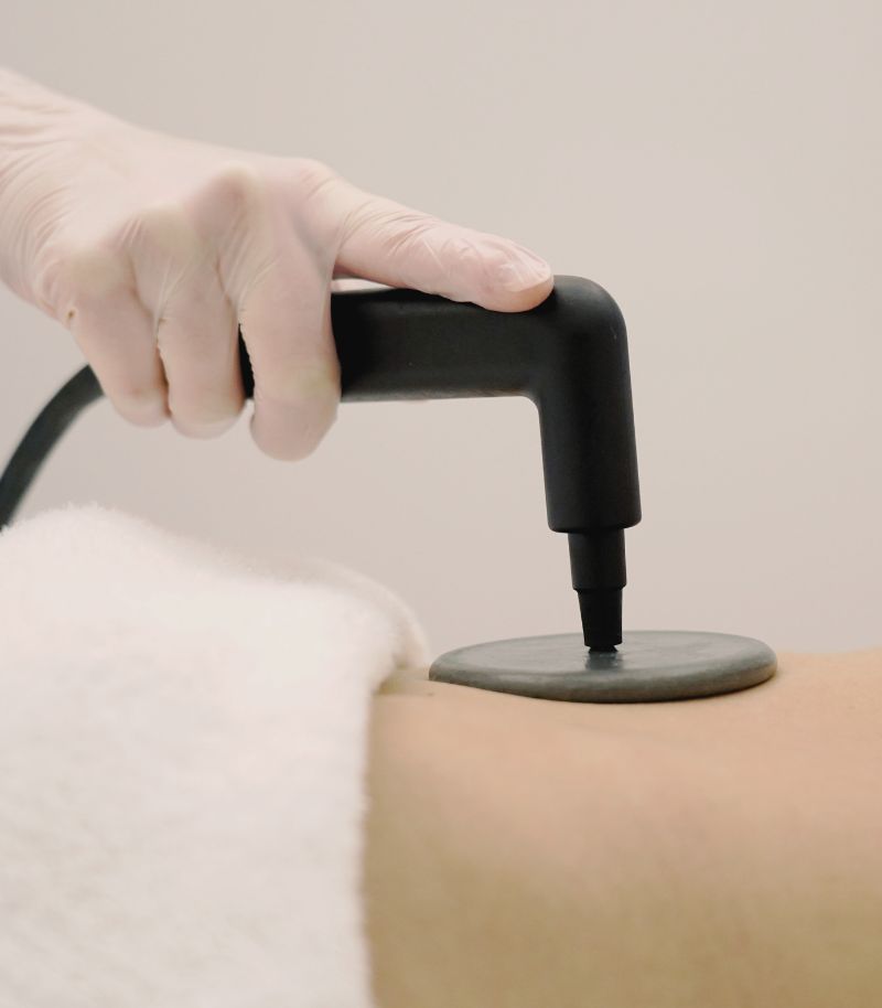 Complementary therapies to enhance Lipolaser results