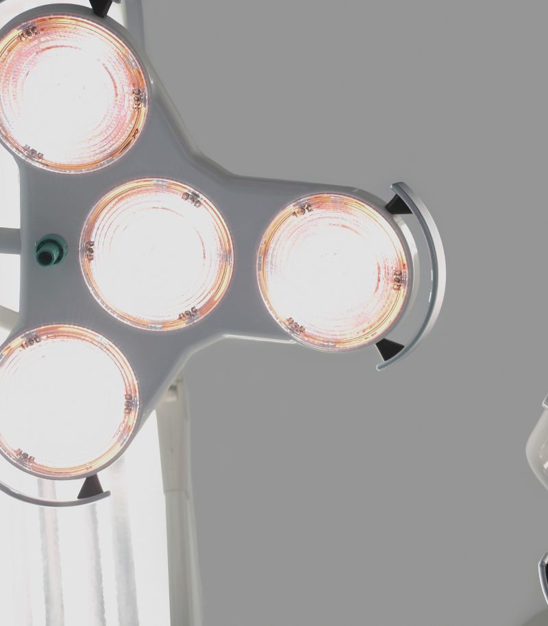 Cirugía especializada para tratar linfedema avanzado con técnica microquirúrgica