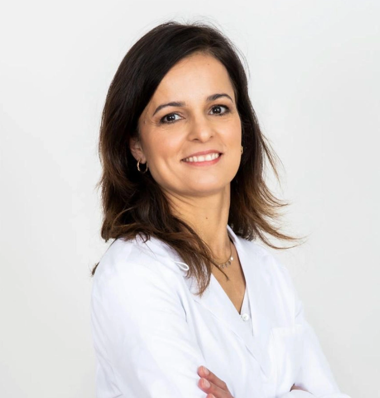 Dr Ana Alves de Medeiros - Grupo Pedro Jaén