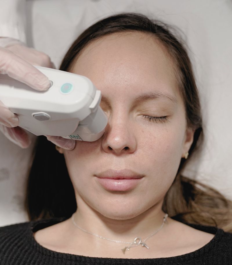 Ultrasonidos para tensar cuello y rostro desde capas profundas con anestesia y sedación Ultrasonidos para tensar cuello y rostro desde capas profundas con anestesia y sedación