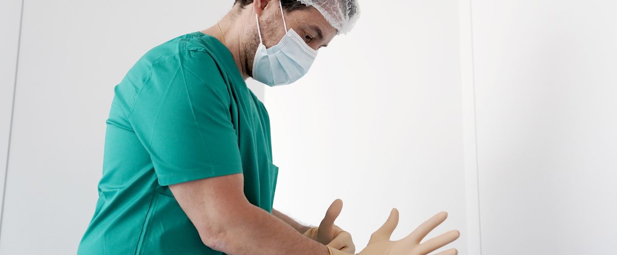 Información sobre la cirugía de párpados (blefaroplastia).