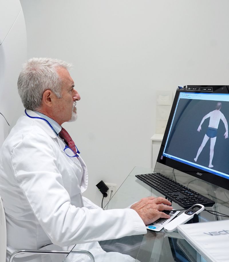 Prevención y seguimiento de la queratosis actínica Prevención y seguimiento personalizado de la queratosis actínica mediante revisiones dermatológicas periódicas.