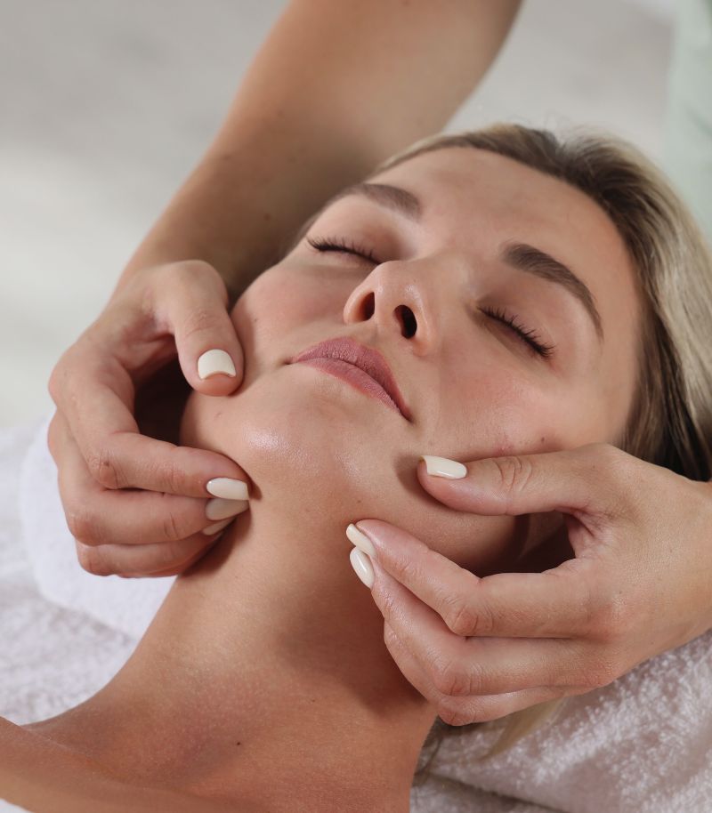 Masaje facial integral Masaje facial integral