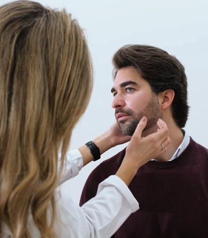Mejora integral de la piel facial con mesoterapia