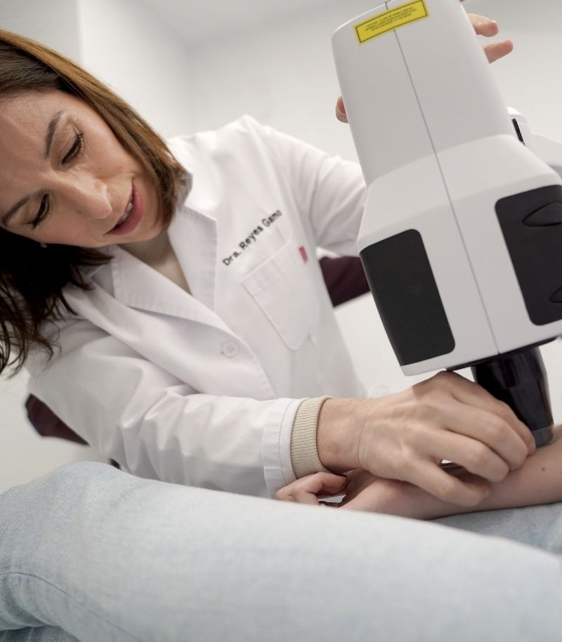 Diagnóstico en tiempo real sin necesidad de biopsia con microscopía confocal Diagnóstico en tiempo real sin necesidad de biopsia con microscopía confocal