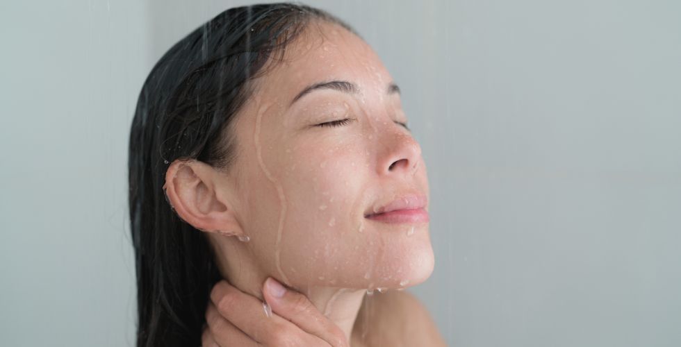 How to shower properly: tips for looking after your skin
